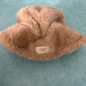 Ugg new tan furry hat adjustable hat with drawstring for teens and adults